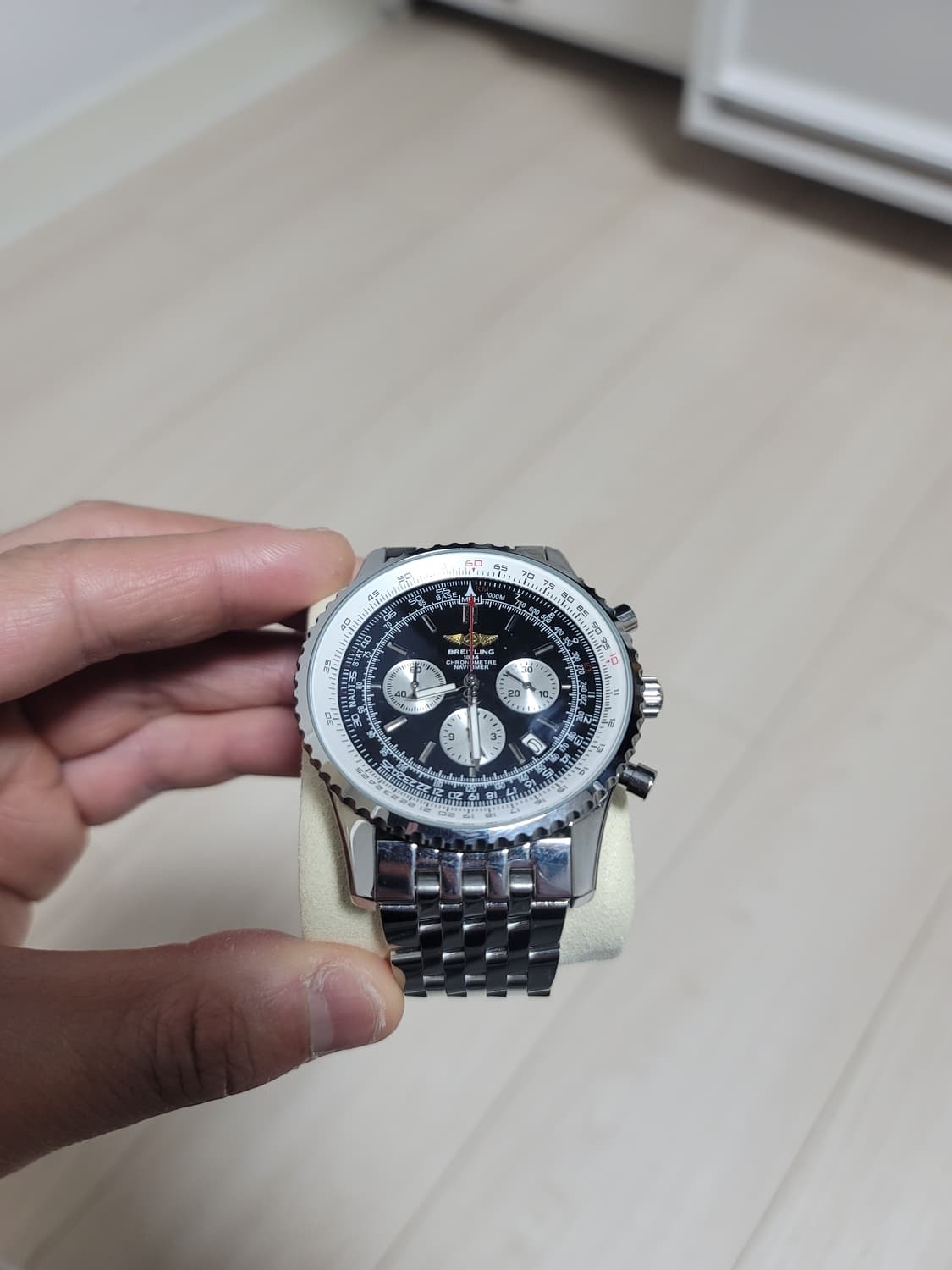 브라이틀링 45mm 쿼츠 상품이미지3