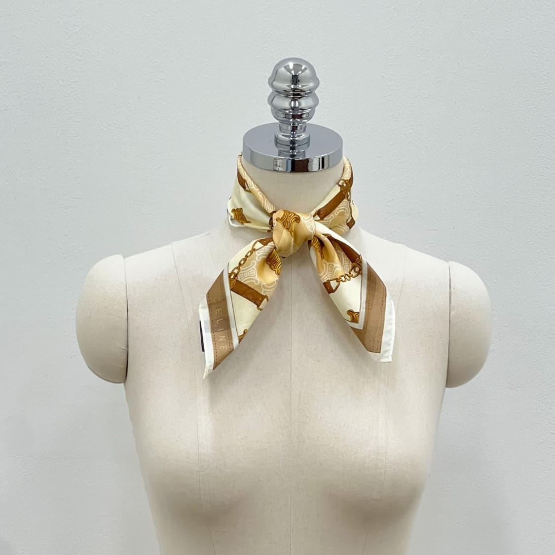 (새상품) celine / 셀린느 쁘띠스카프 손수건 상품이미지7