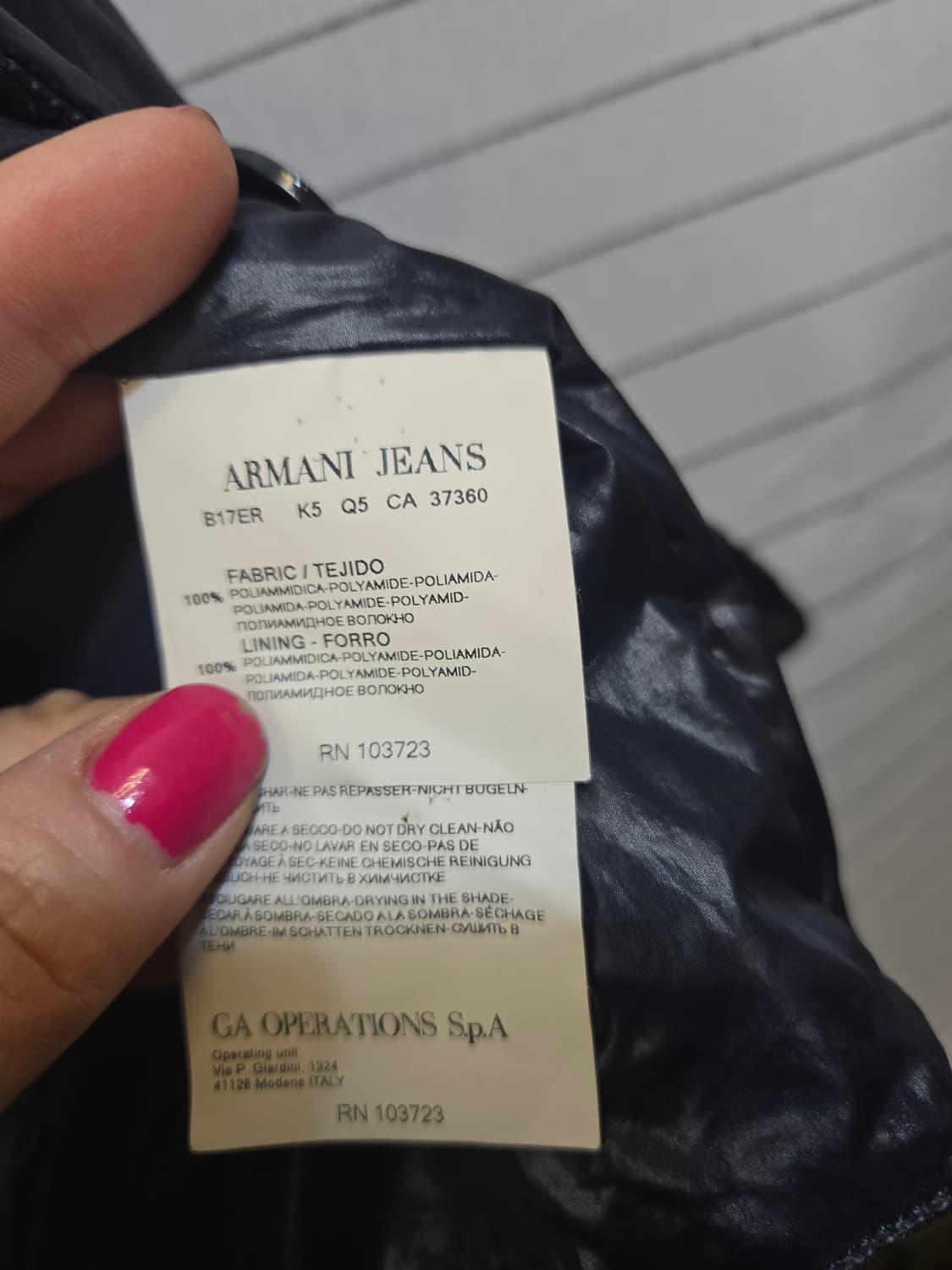 아르마니진 다크네이비 패딩 자켓 상품이미지4