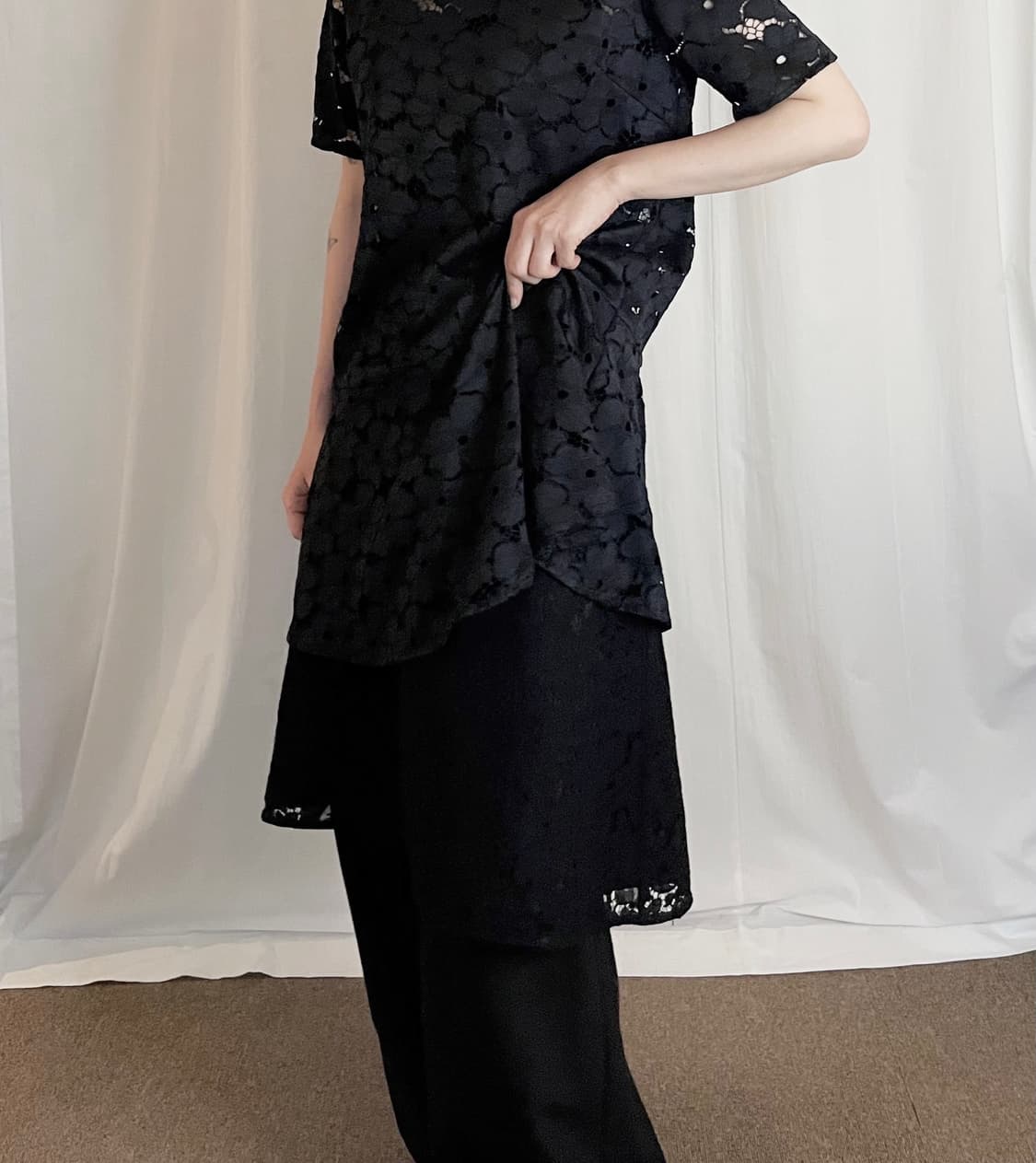 Flower Pattern Flare Midi Skirt - Black 상품이미지1