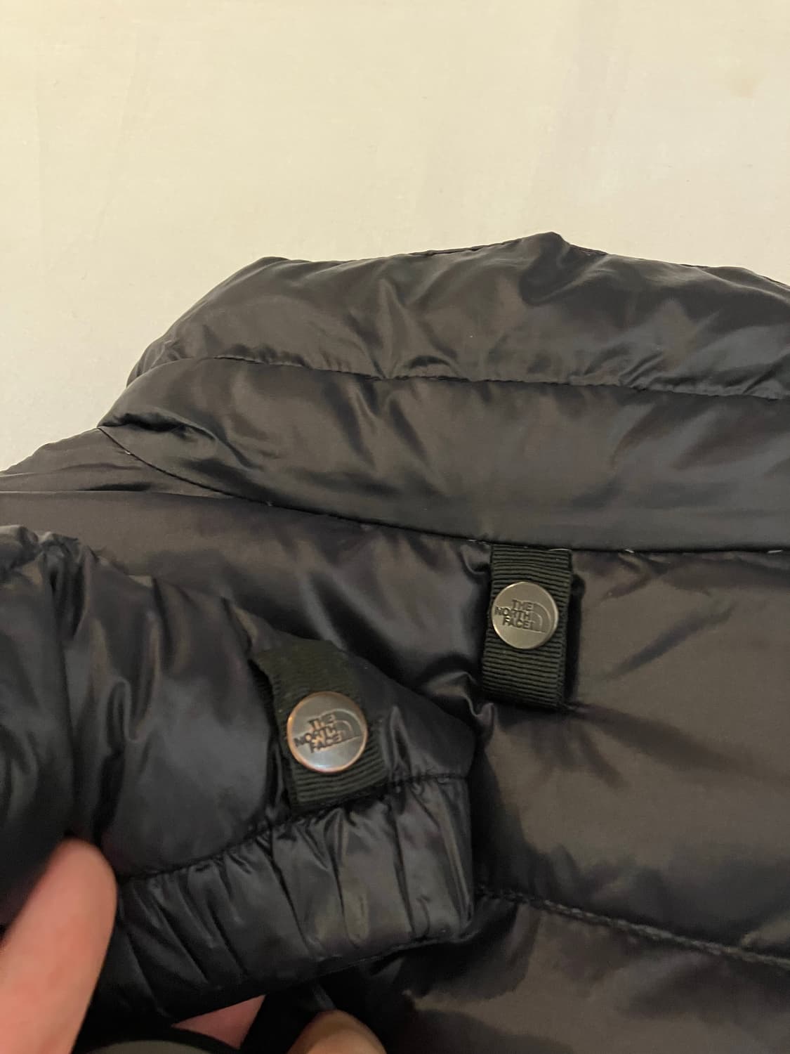 노스페이스 마티에 700필 유광 애벌래 경량패딩 상품이미지4