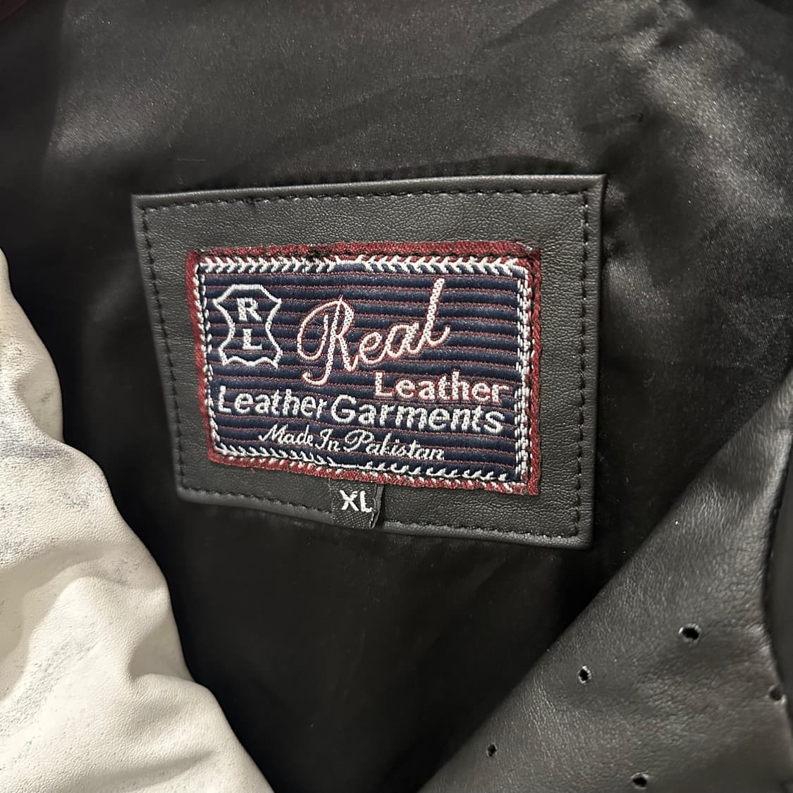 USA VINTAGE 레더 레이싱 자켓 백패치 스터드 지퍼 디테일 화이트 상품이미지9