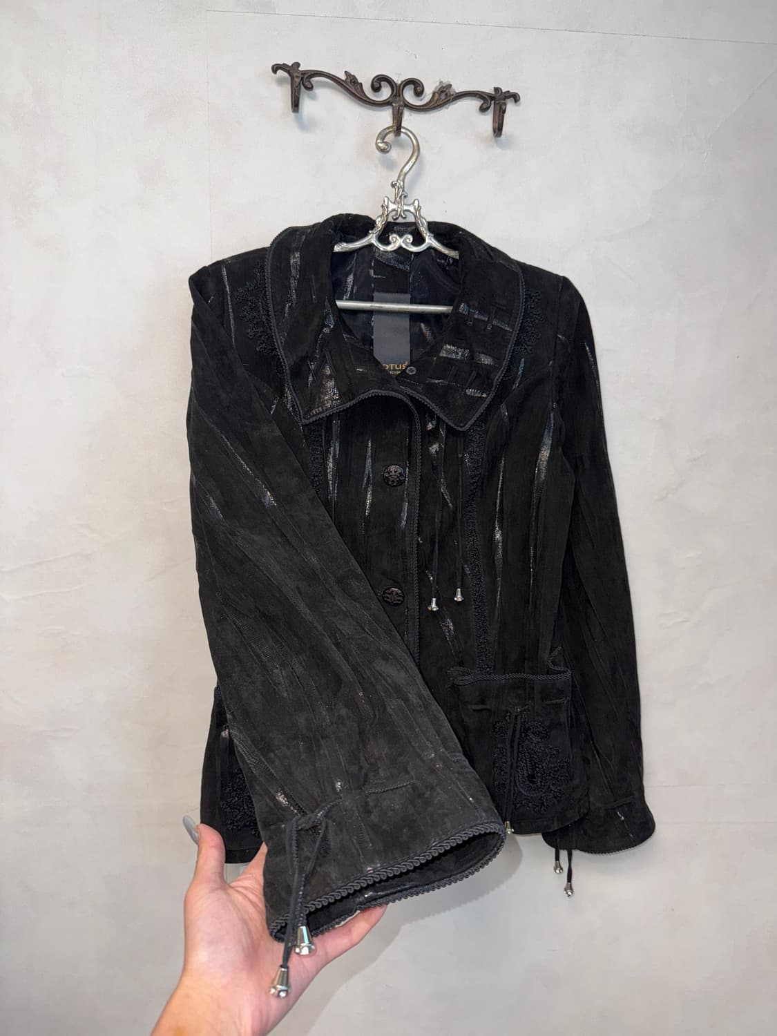 Black oriental details suede strap jk 상품이미지2