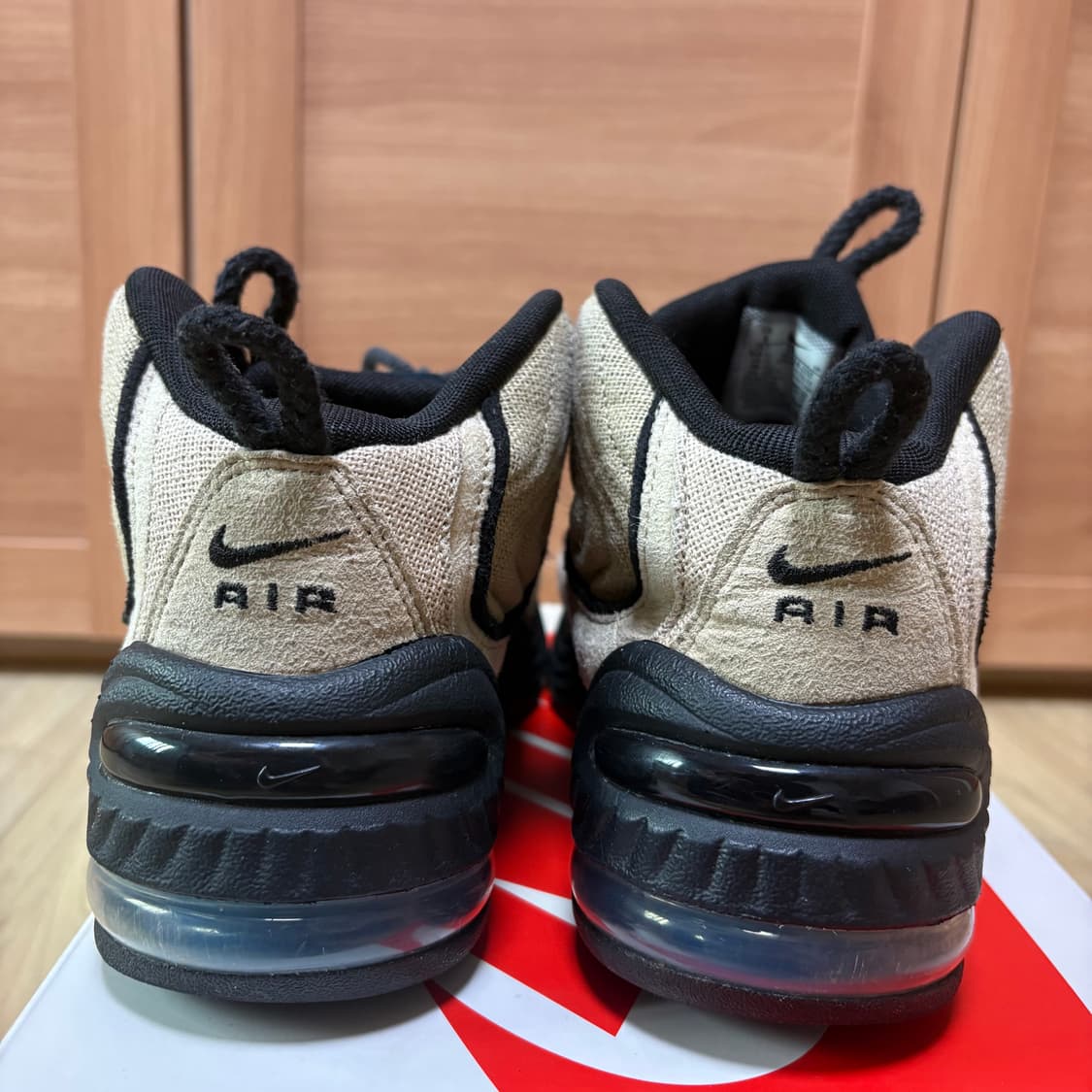 나이키 x 스투시 에어 페니 2 라탄 앤 라임스톤 상품이미지3