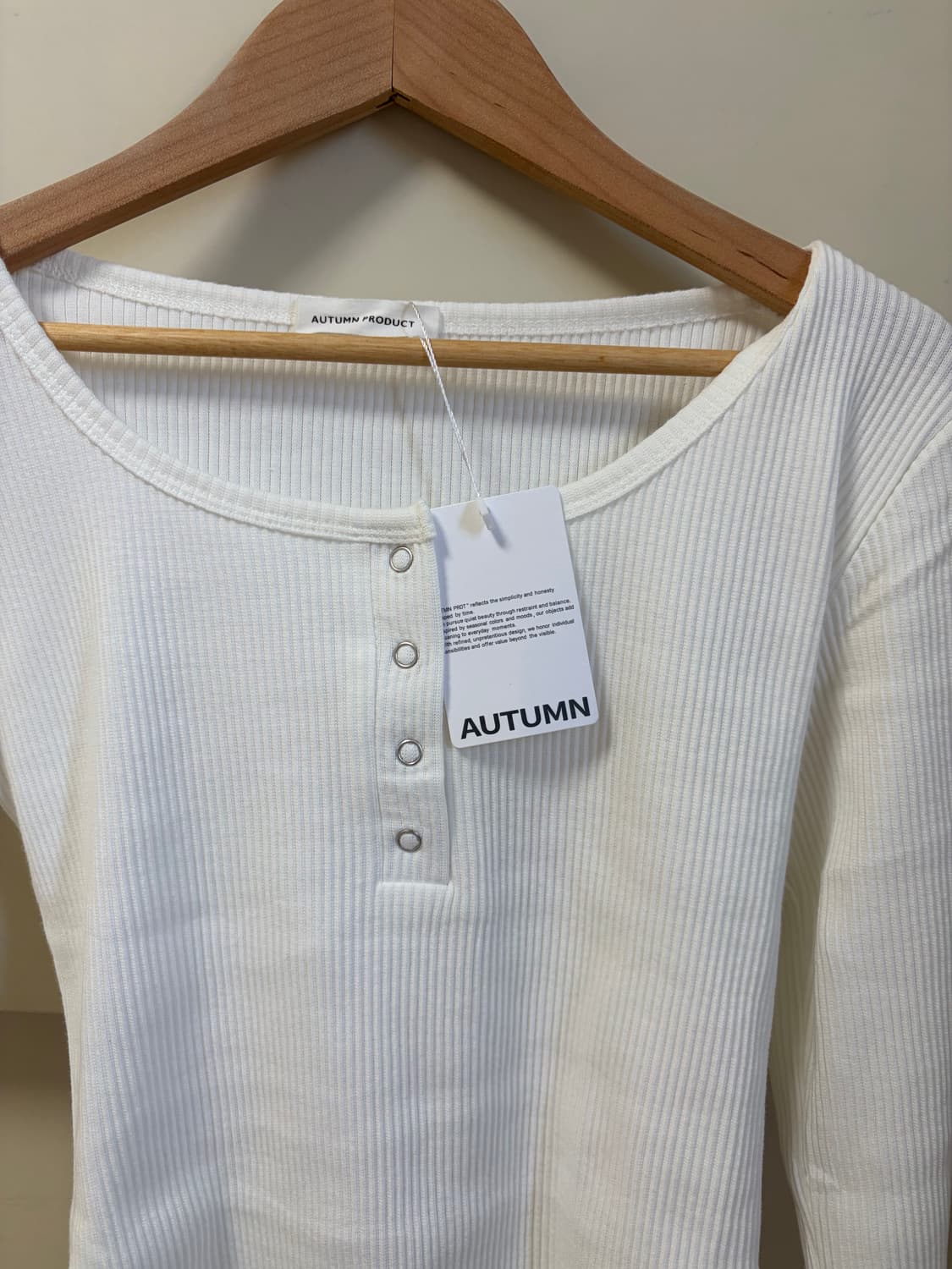 새상품|어텀 made딥유넥스냅티셔츠 상품이미지2