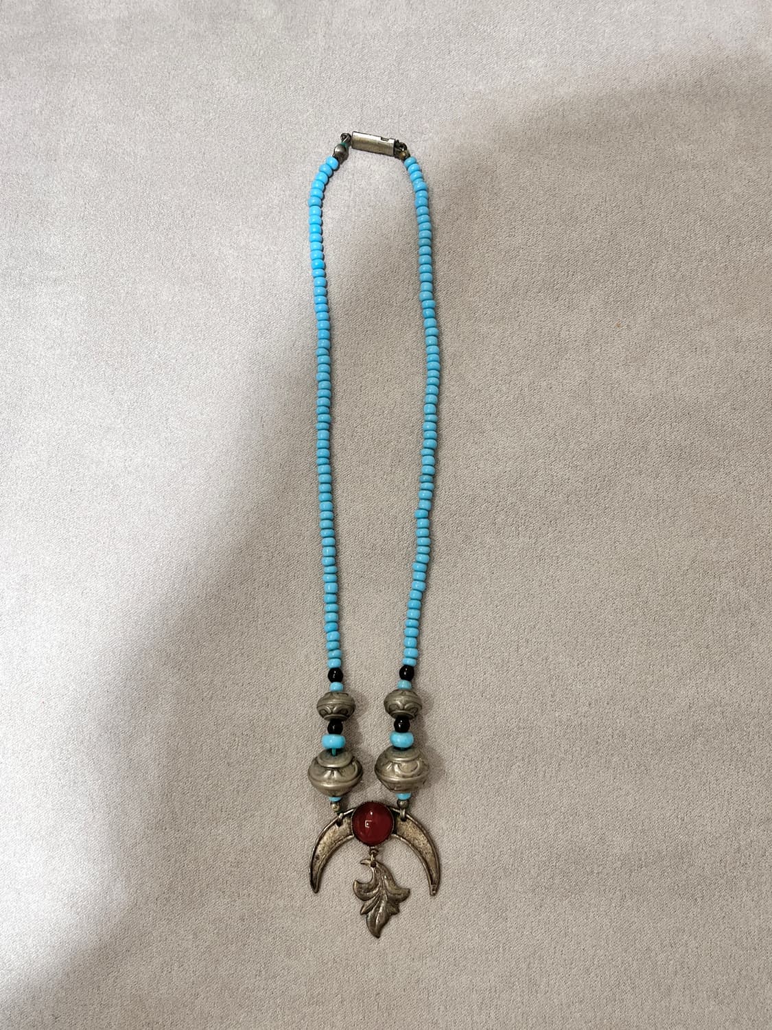 약간 주술적인 목걸이 상품이미지2