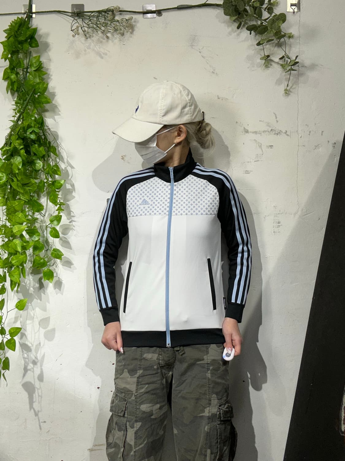 아디다스 화이트 도트 포인트 스카이 블루 삼선 트랙탑 져지 상품이미지2