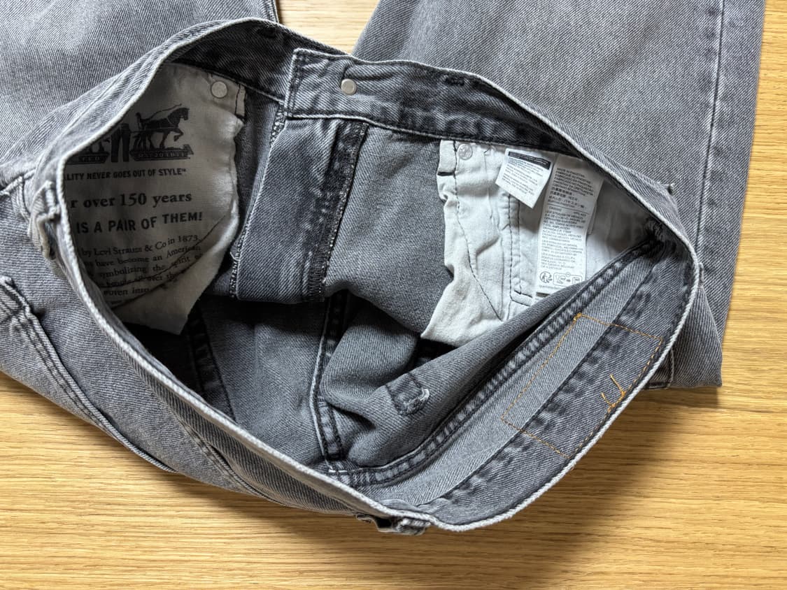 555 32x32 리바이스 릴렉스 스트레이트 그레이 진 상품이미지5