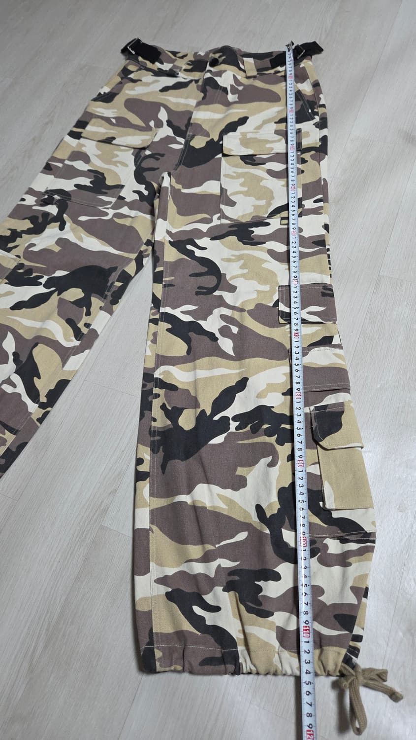 (착샷) 선데이오프클럽 카모플라주 카고 바지  상품이미지8