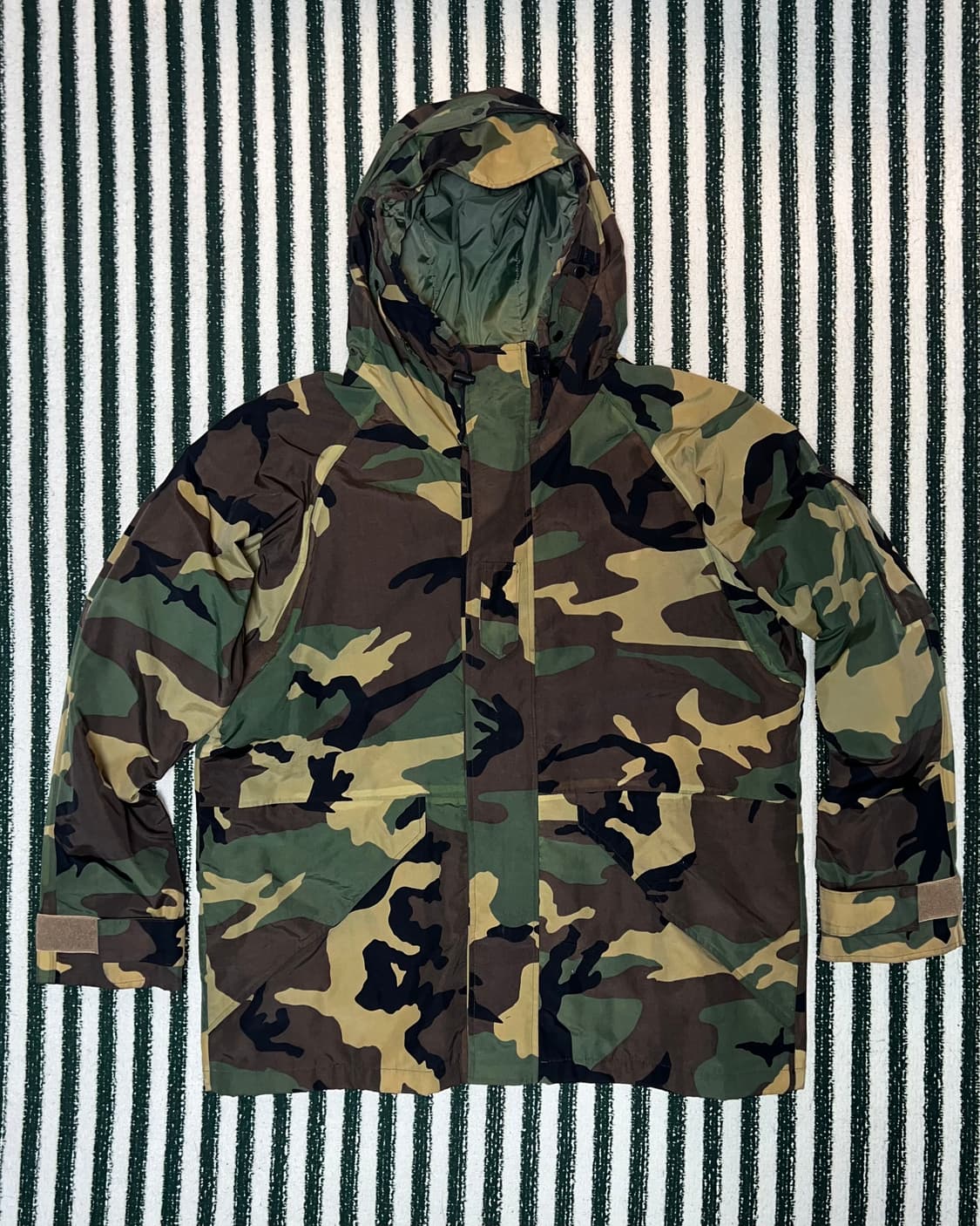 U.S. Military ECWCS Gen 1 Gore-Tex Parka 상품이미지2