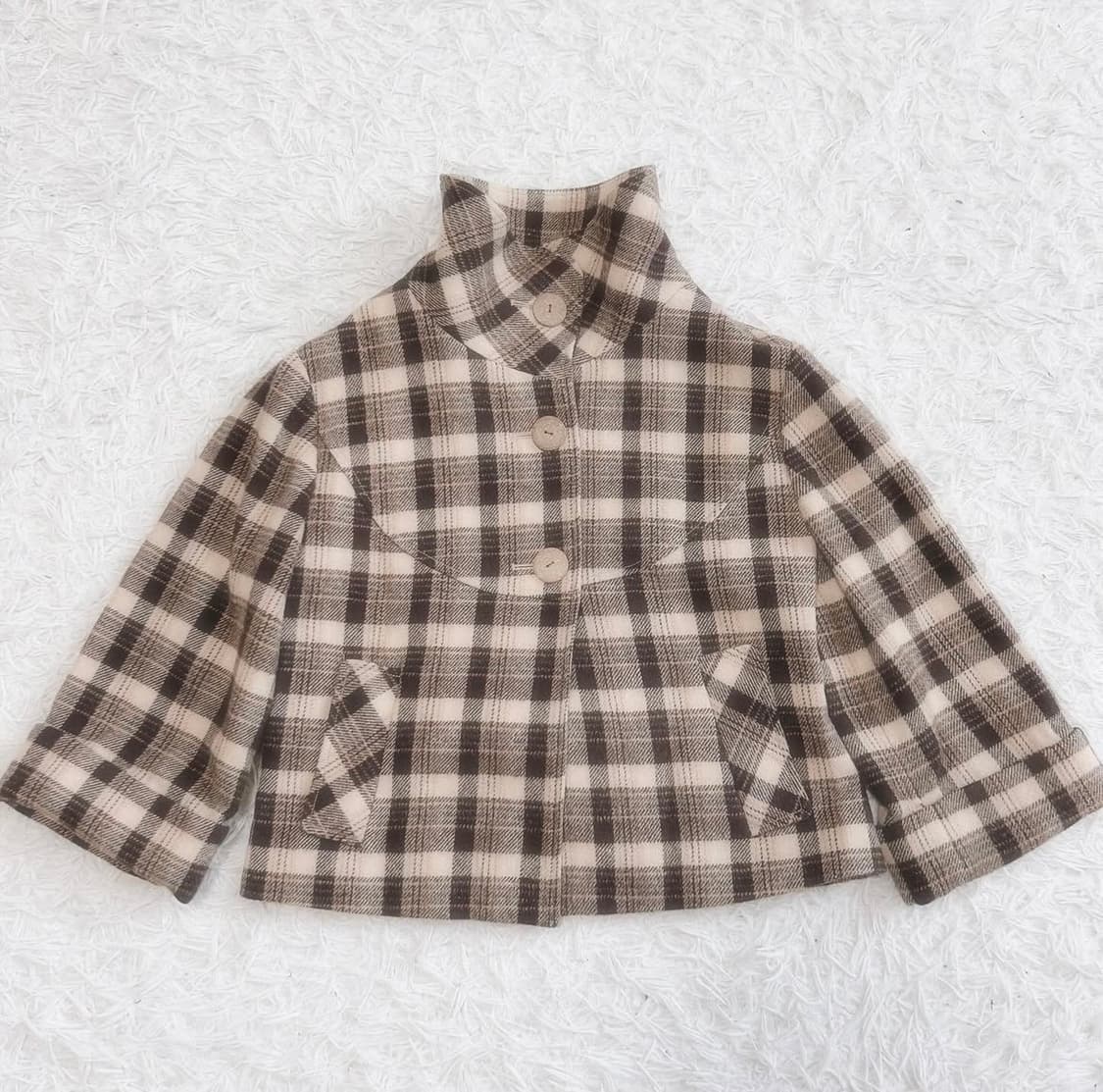 klein plus 브라운 체크 케이프 핏 자켓 상품이미지3