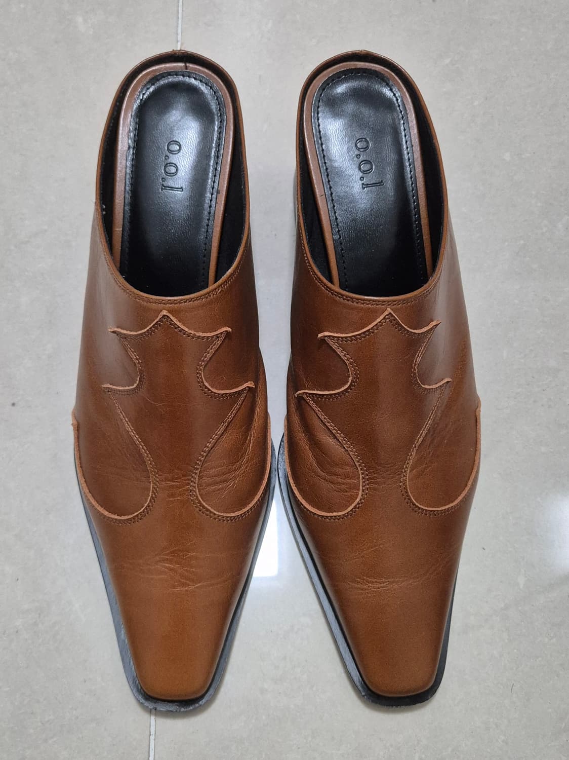 아웃오브레이블 웨스턴 뮬 빈티지 브라운 255 상품이미지1