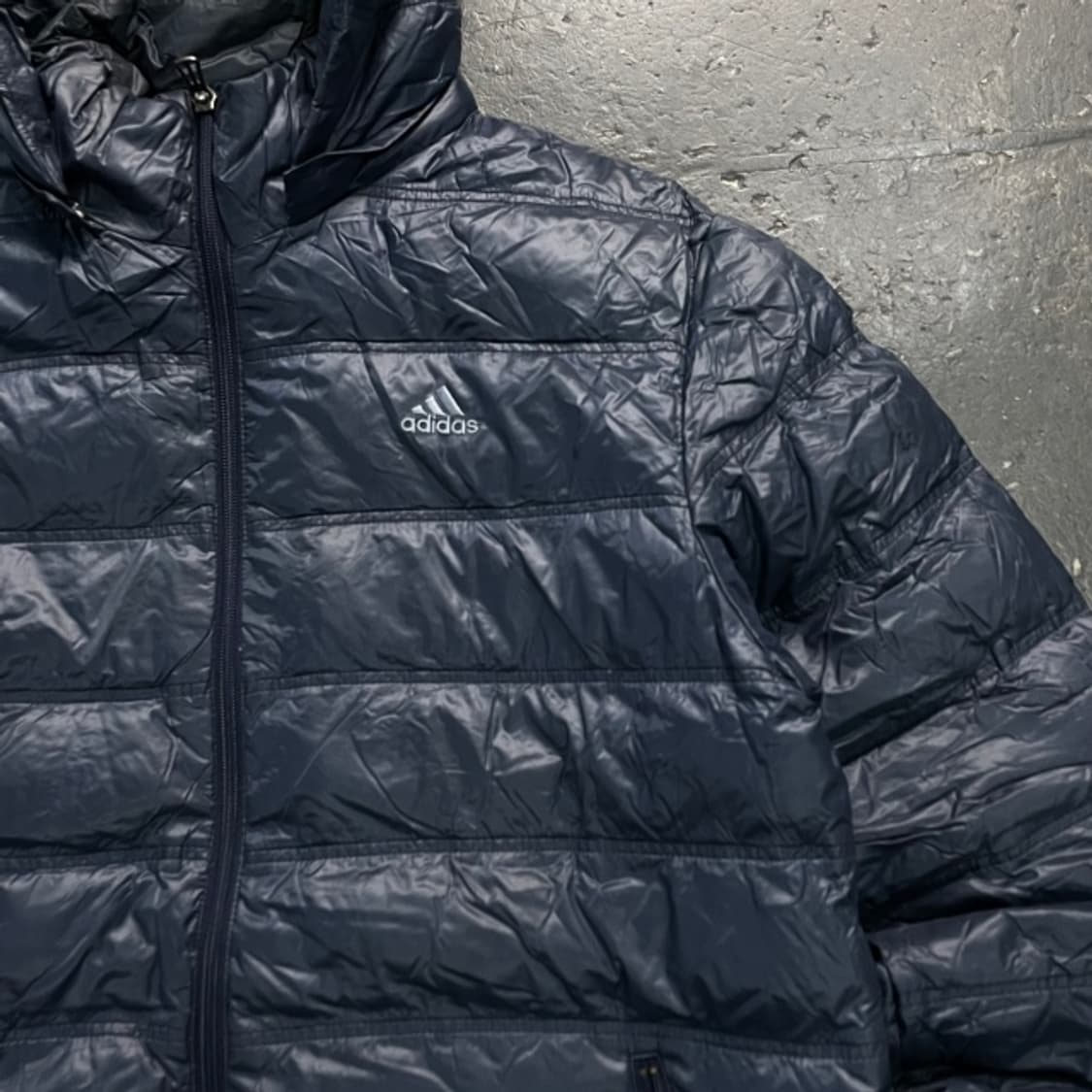 100 아디다스 경량패딩 상품이미지2
