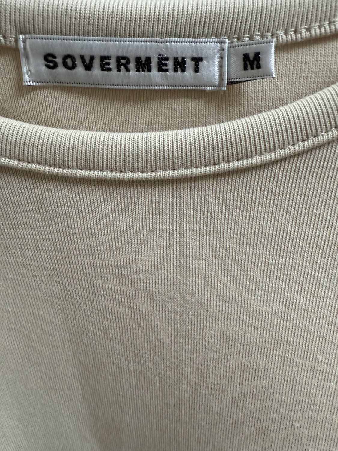소버먼트 베이지 반팔  상품이미지2