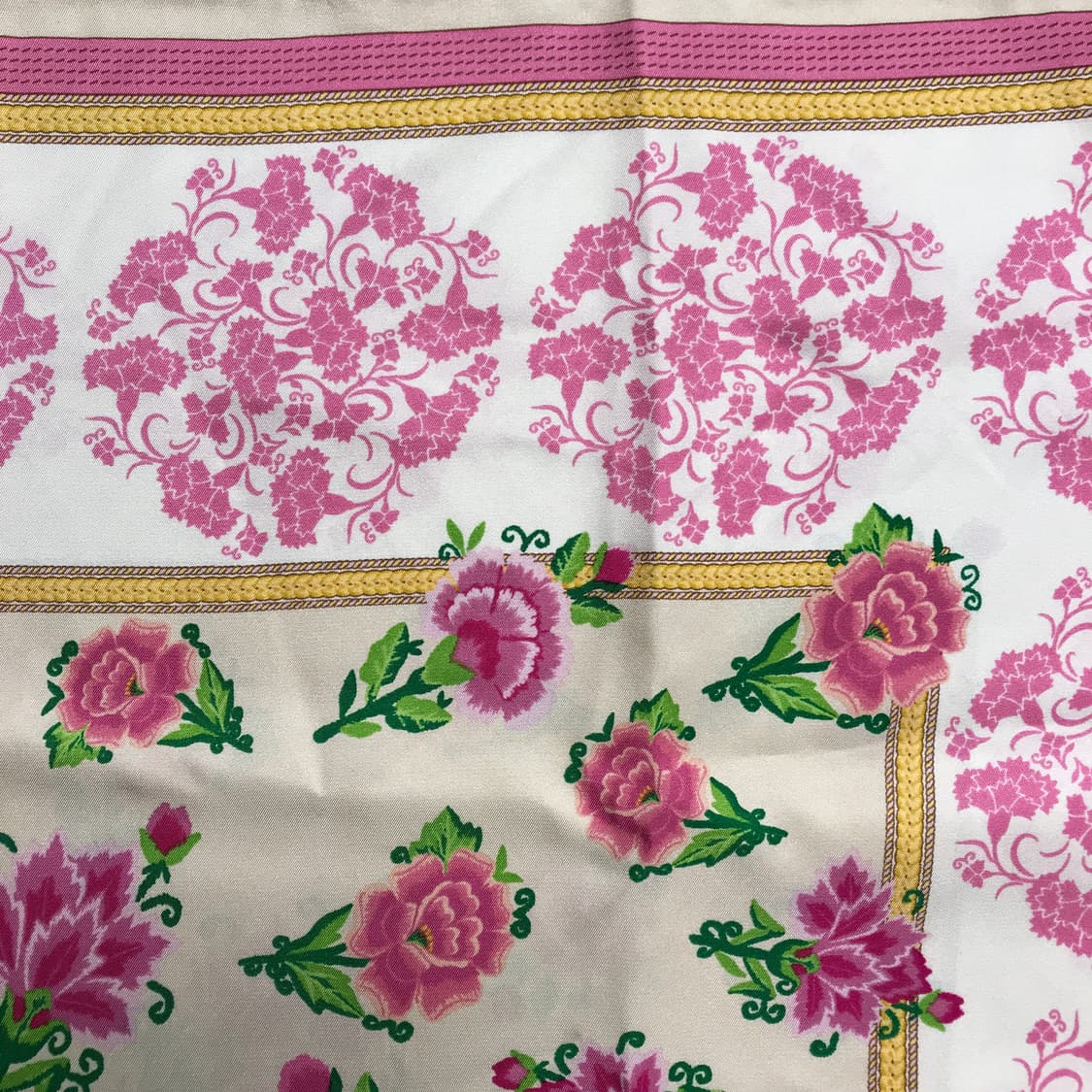 로에베 실크 스카프 상품이미지4