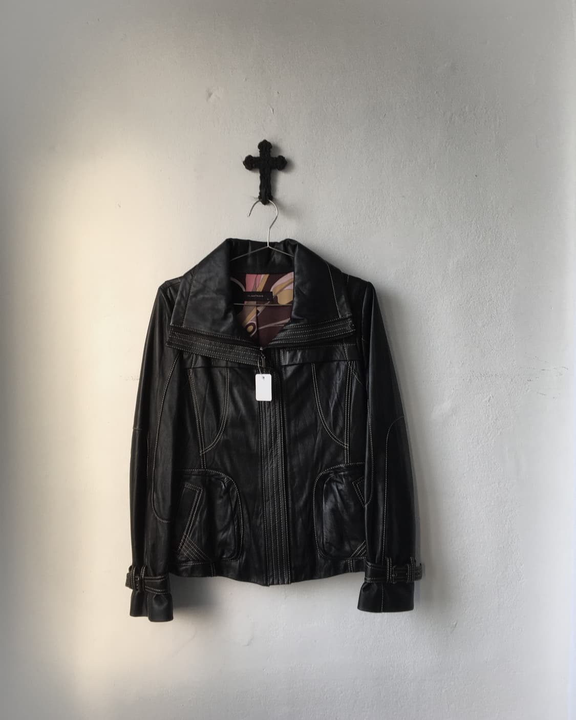 Stitch point high neck leather jacketSti 상품이미지2