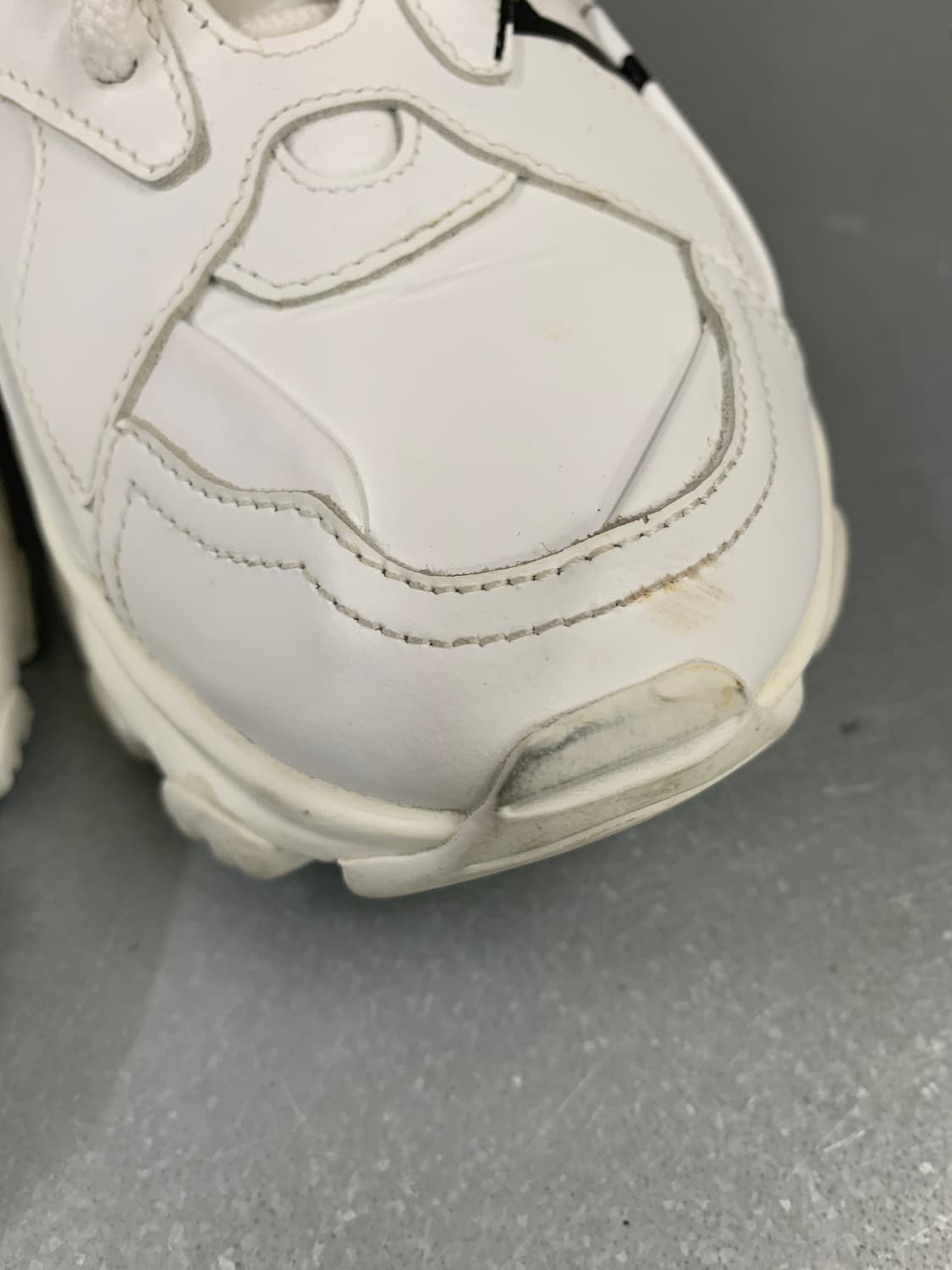 발렌티노 VLTN 바운스 스니커즈 화이트 36(230) 상품이미지5