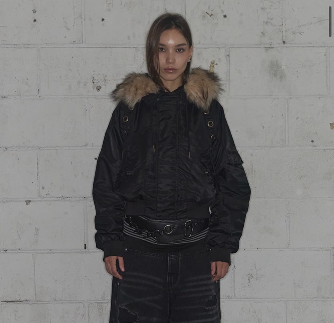 팬시클럽 아일렛퍼 ma-1 블랙 아일릿 민주 자켓 상품이미지2