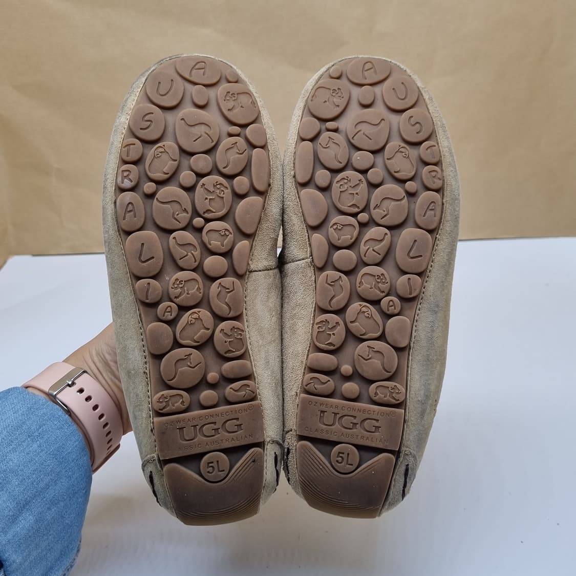 UGG 어그 여성모카신220. 상품이미지3