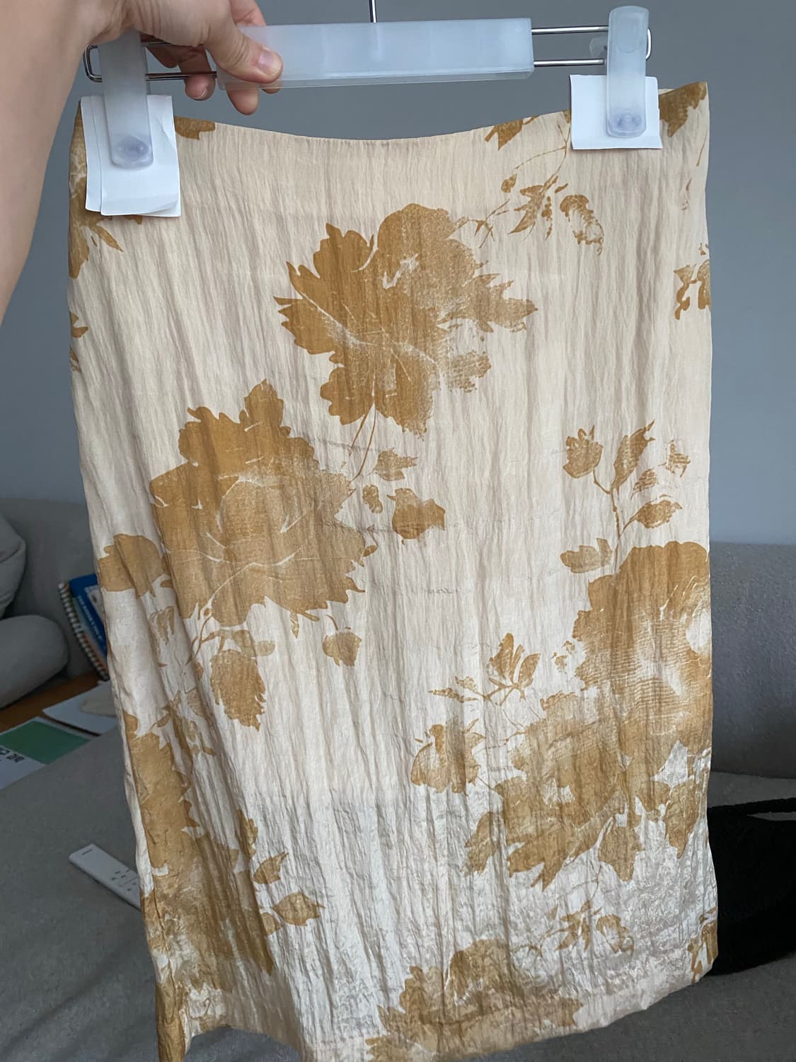 낫띵에브리띵 SILKY FLORAL MIDI SKIRT IN SEPIA 상품이미지2
