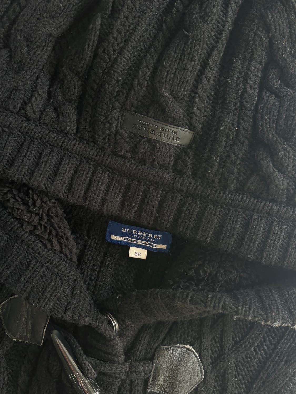 Burberry 버버리 블루라벨 블랙컬러 케이블 더플 후드 가디건 상품이미지6