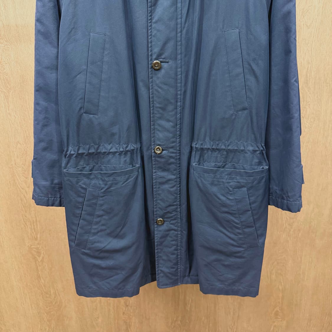 버버리 싱글 코트 래글런 슬리브 허리 셔링 포켓 디테일 네이비 상품이미지5