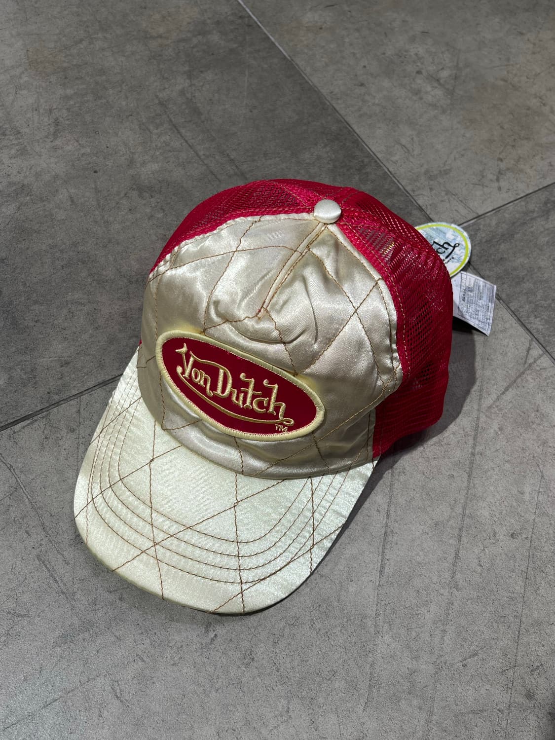 Von dutch 핫핑크 매쉬 볼캡 상품이미지1