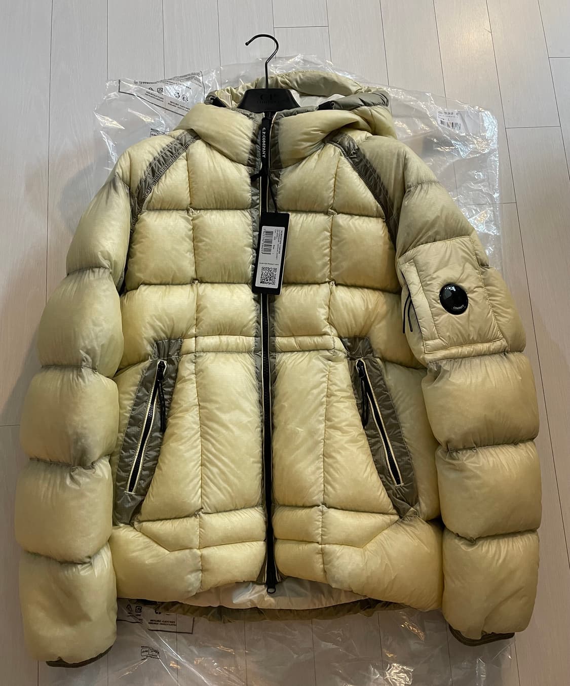 CP컴퍼니 디디쉘 피스타치오 베이지 L 상품이미지2