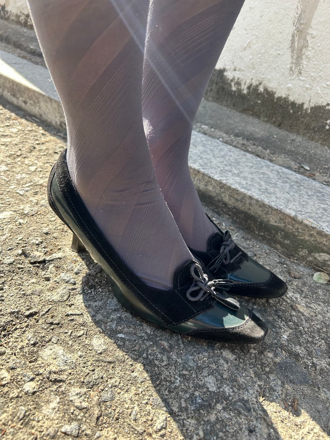 토즈 스트랩 펌프스 힐 상품이미지1