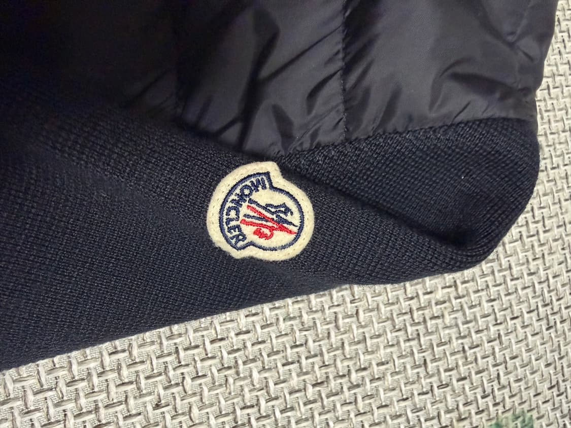 정품 몽클레어 김현우 니트패딩 XL 블랙 상품이미지2