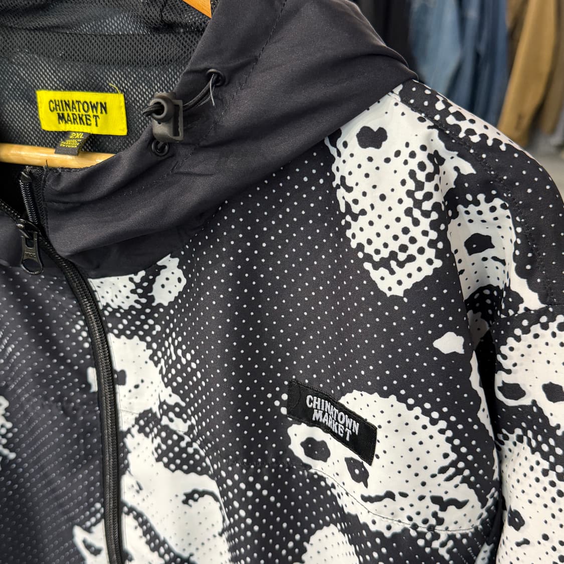 [2XL] 차이나타운마켓 시어터 바람막이 상품이미지3