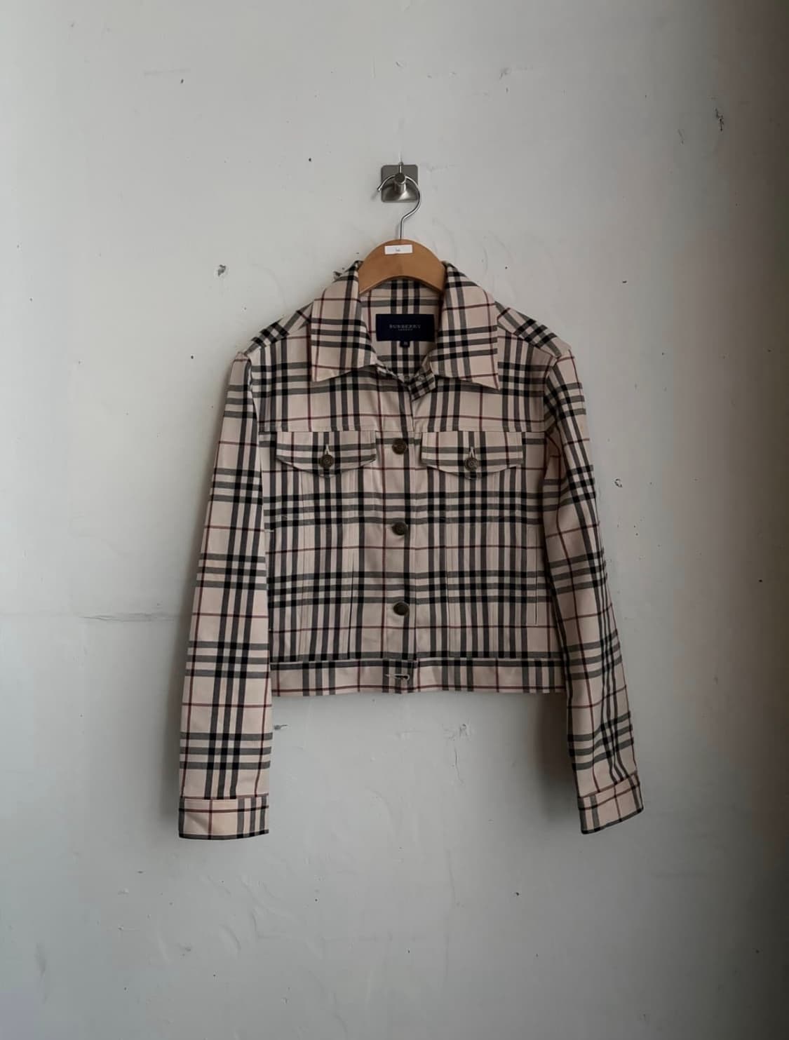 버버리 체크 자켓 상품이미지1