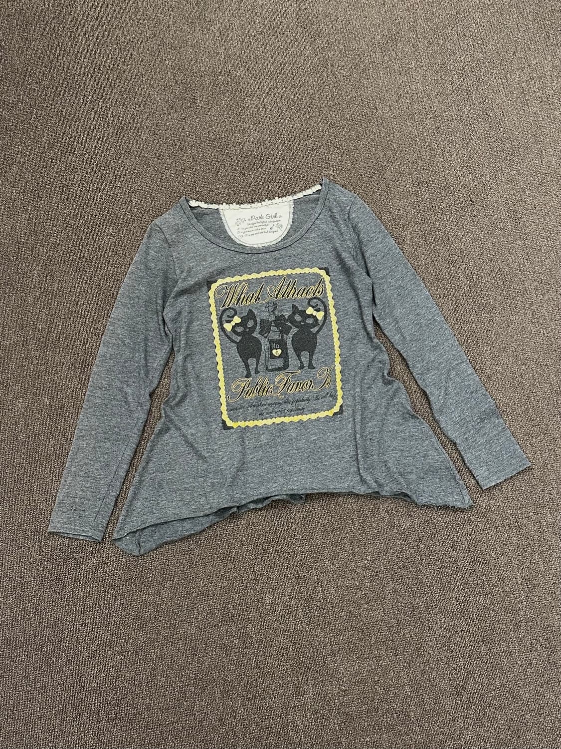M)Park Girl vintage 여성 레이스 디테일 그래픽 롱슬리브 상품이미지1