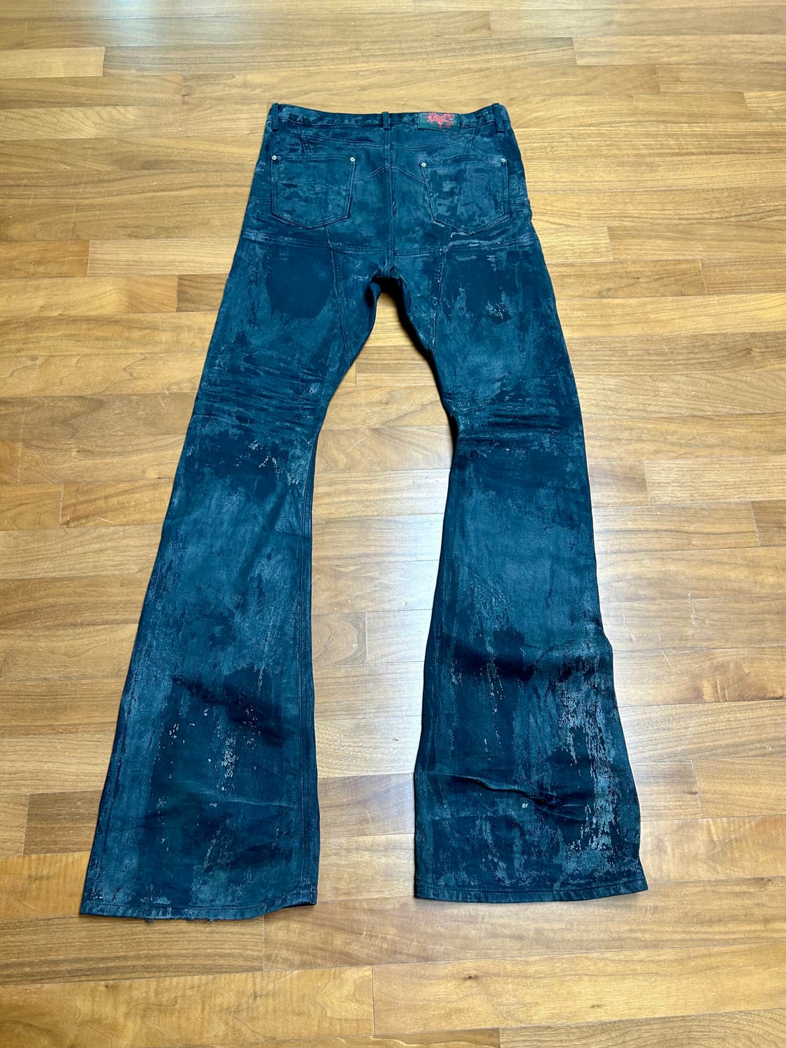 에모스탠스클럽 펜타그램 코팅 배기 플레어진 2사이즈 상품이미지3