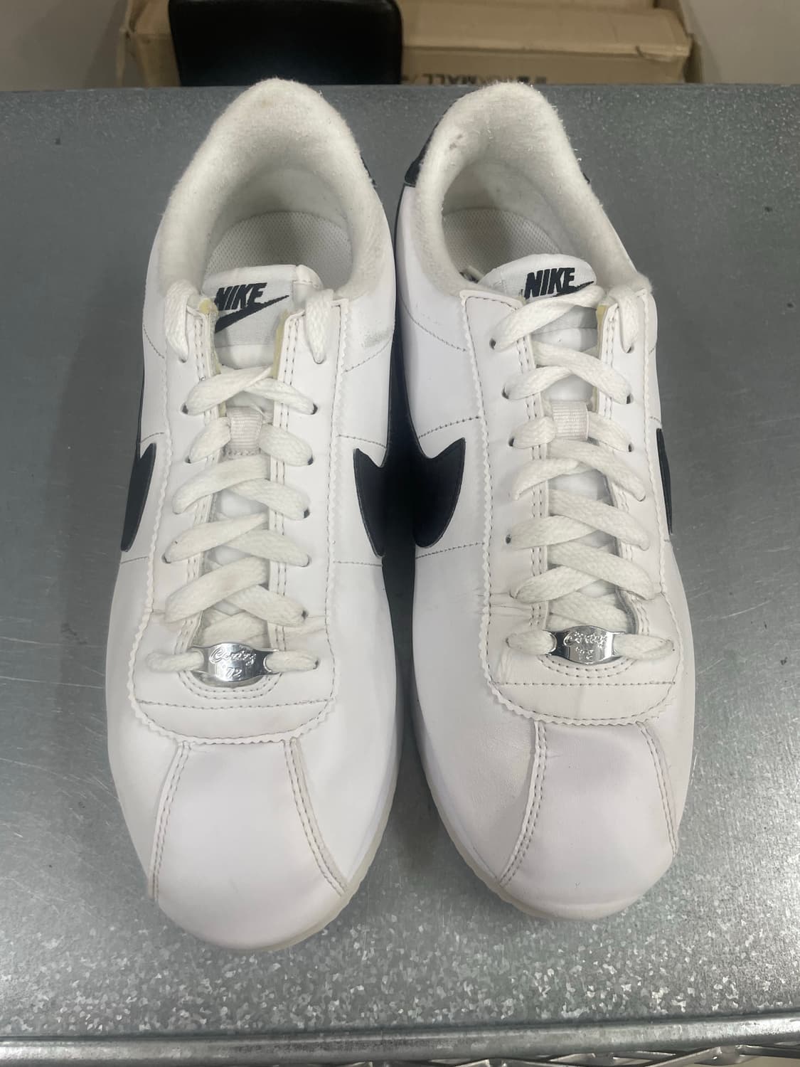 나이키 코르테즈 화이트 블랙 275 상품이미지5