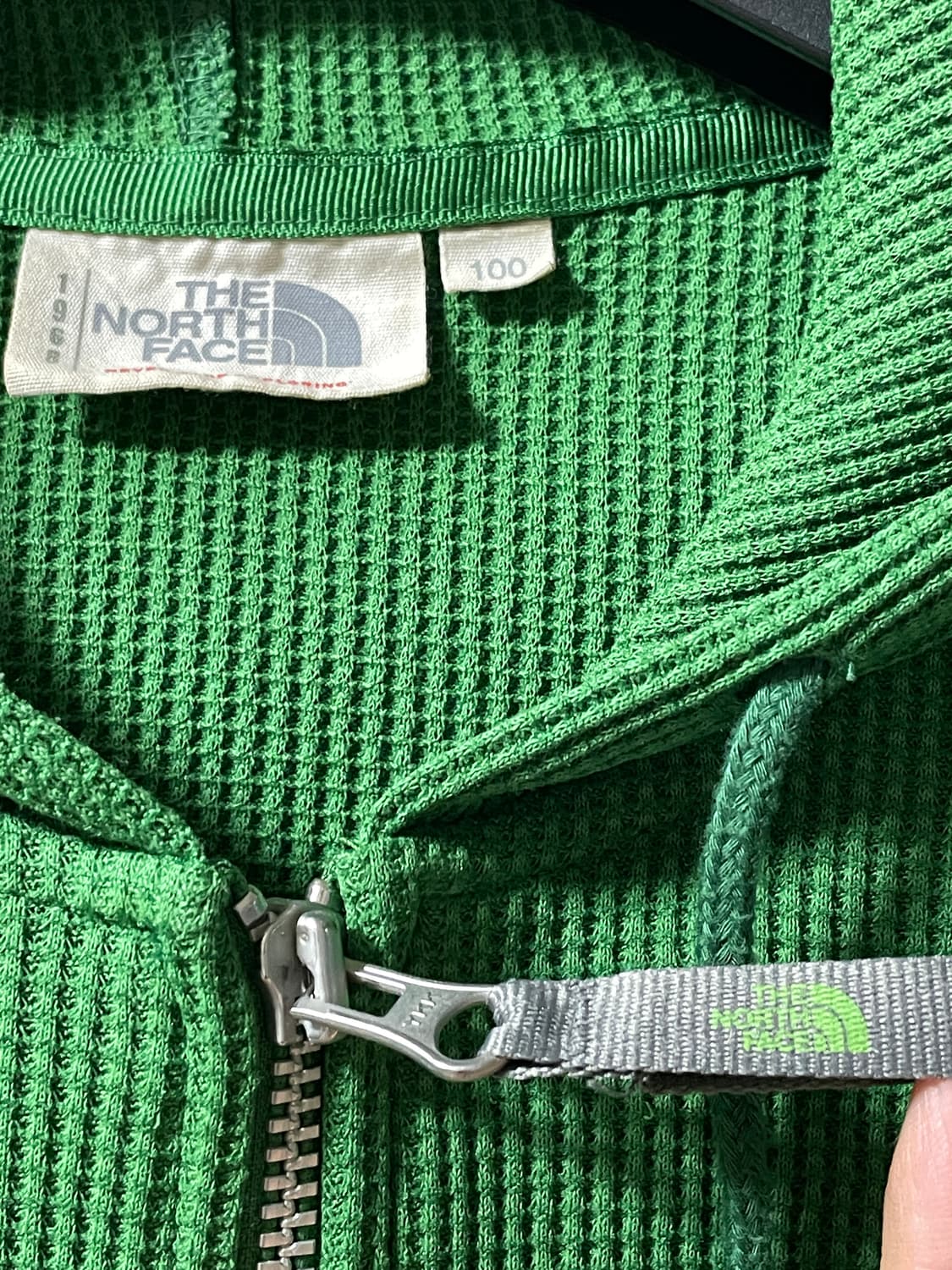 100L 노스페이스 와플 그린 후드집업 라지 상품이미지5