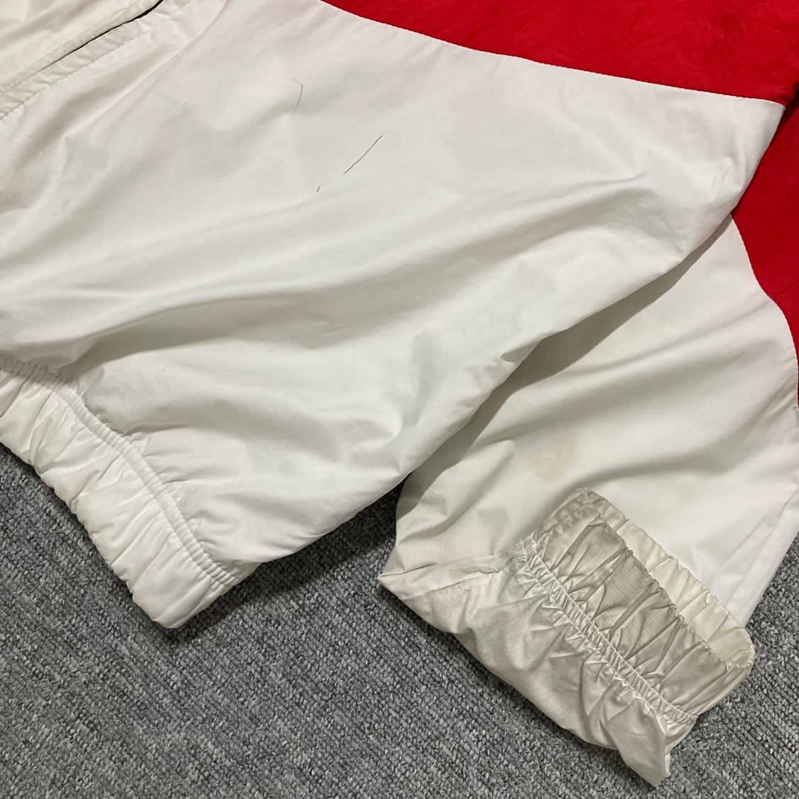 NIKE 나이키 빅 스우시 검빨 바람막이 상품이미지6