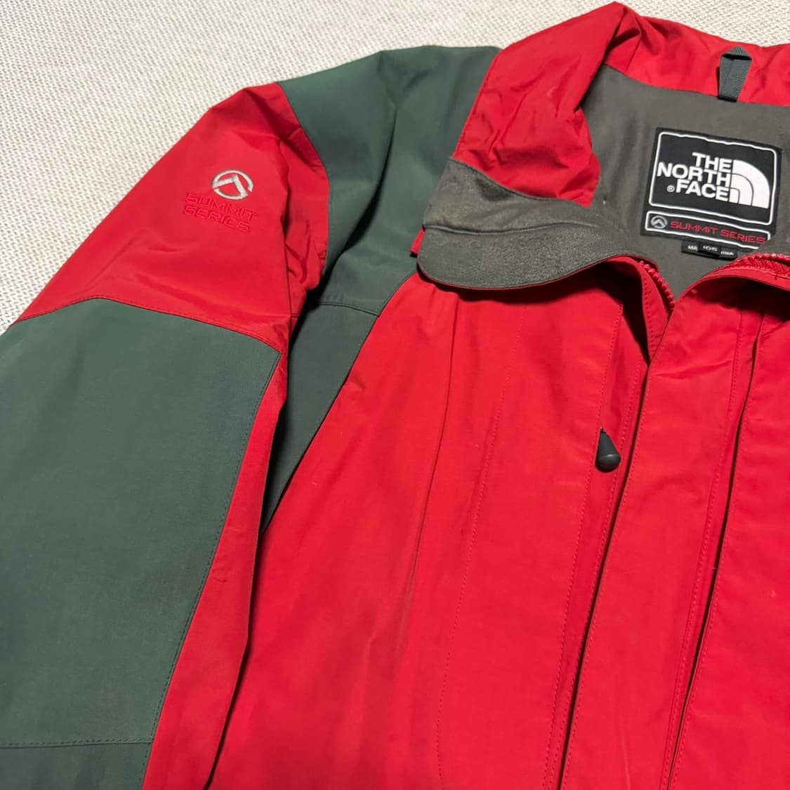 노스페이스 써밋시리즈 고어텍스 마운틴 자켓 상품이미지3