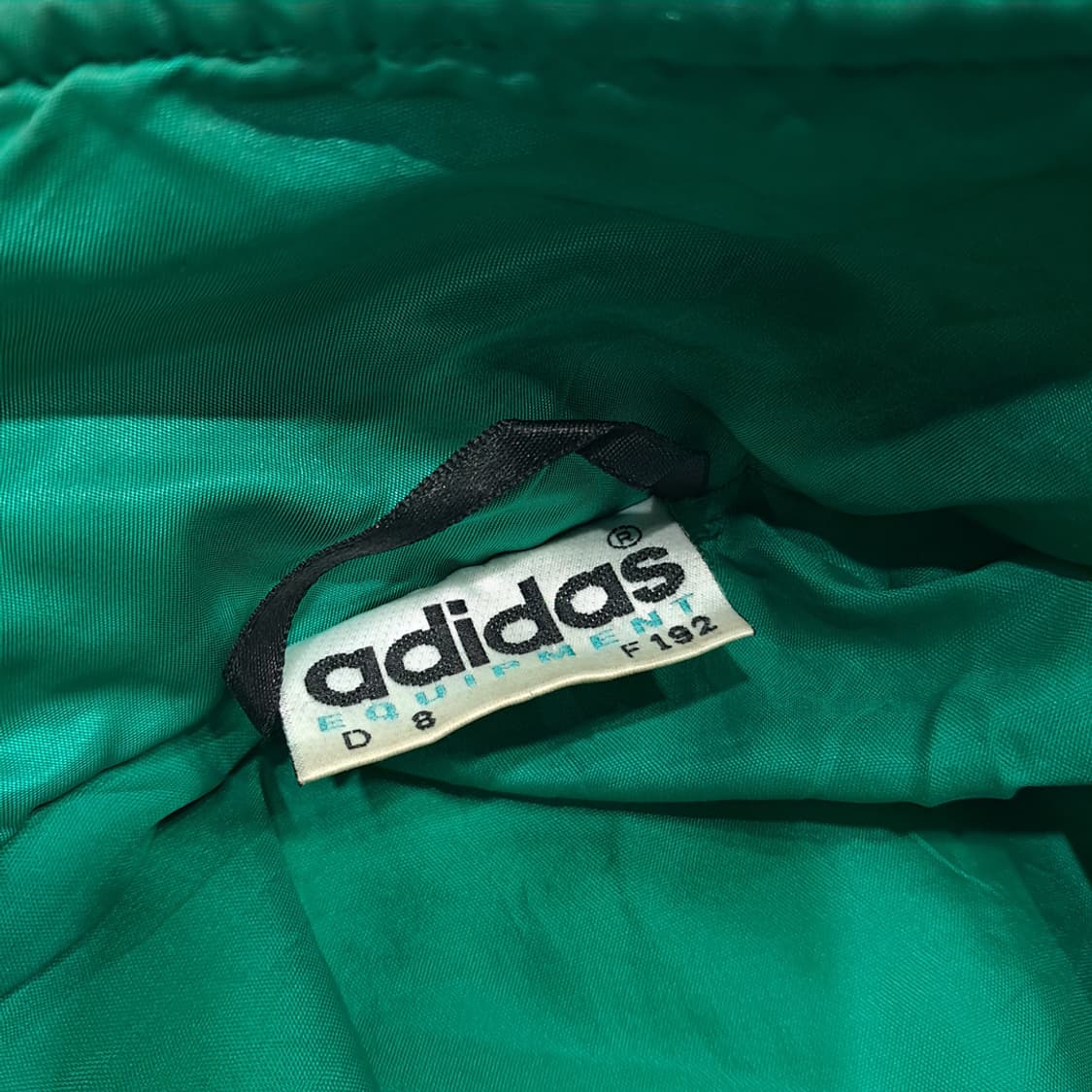 CL398 L 아디다스 90s 나일론 헥사곤퀼팅 블랙 자켓 아우터 상품이미지7