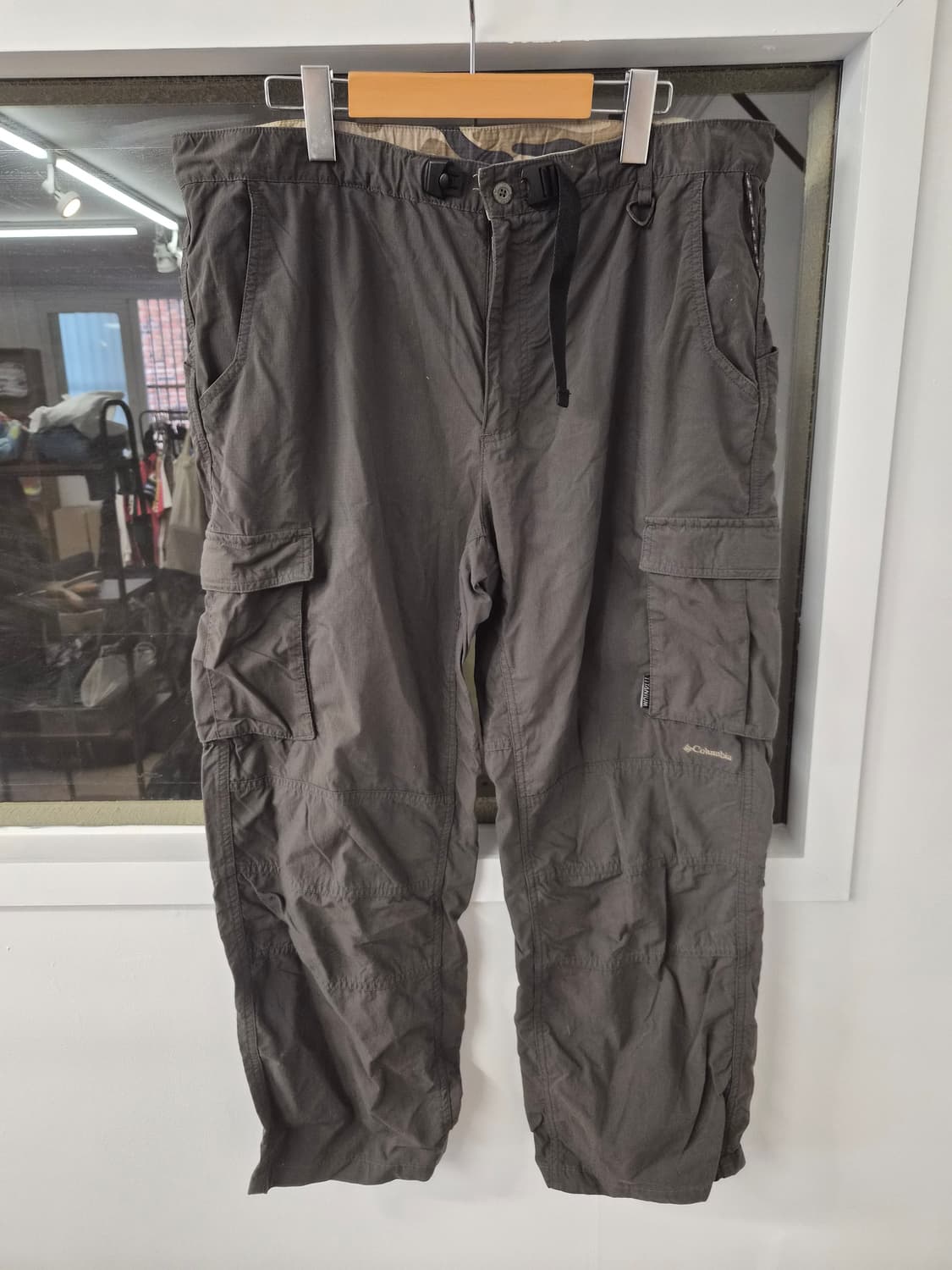 XL) 컬럼비아 티타늄 벨티드 기능성 카고팬츠 팝니다 상품이미지1