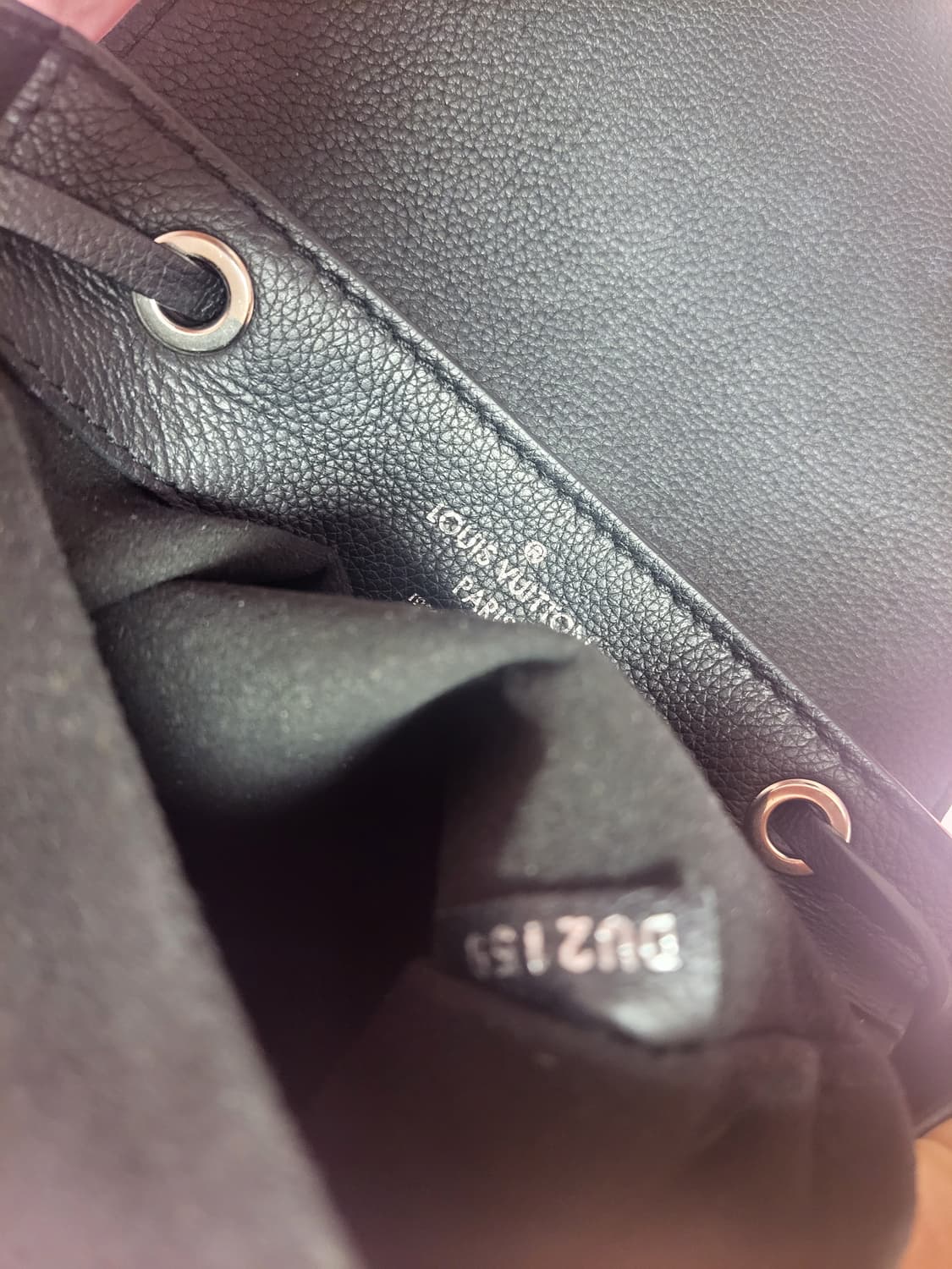 정품)급처상태좋음!루이비통 락미 백팩 소시 윤아 가방 공홈가 387만원 상품이미지3