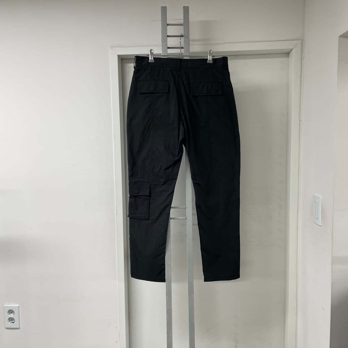 준지 멀티 포켓 카고 팬츠 블랙 46 상품이미지4
