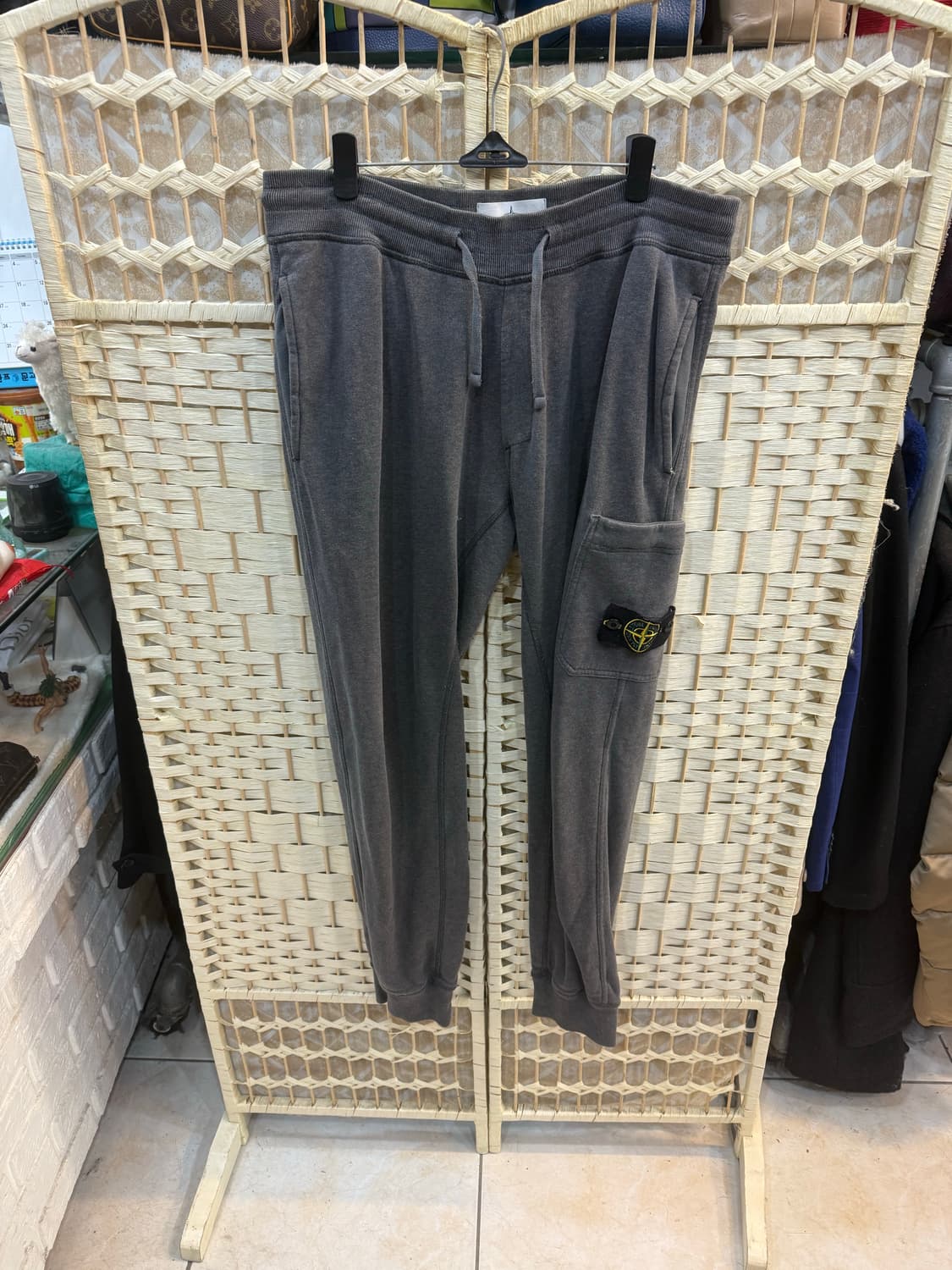 32 정품 스톤아일랜드 조거팬츠 팝니다 상품이미지1