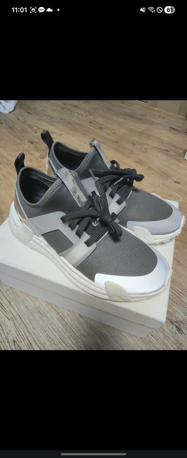 몽클레어 루나로브 250-255mm 스니커즈 운동화 상품이미지2