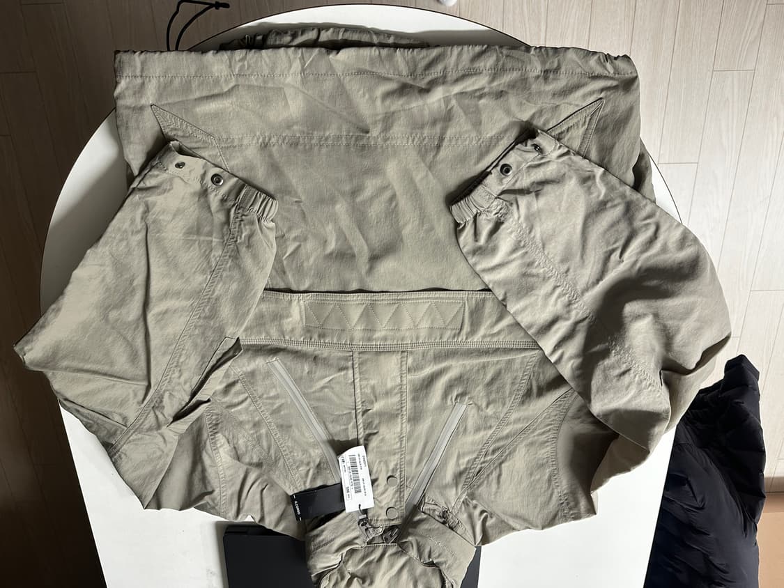 한정판) 새상품 미즈노 일 꼬르소 아노락 바람막이 베이지 00M 새상품 상품이미지9