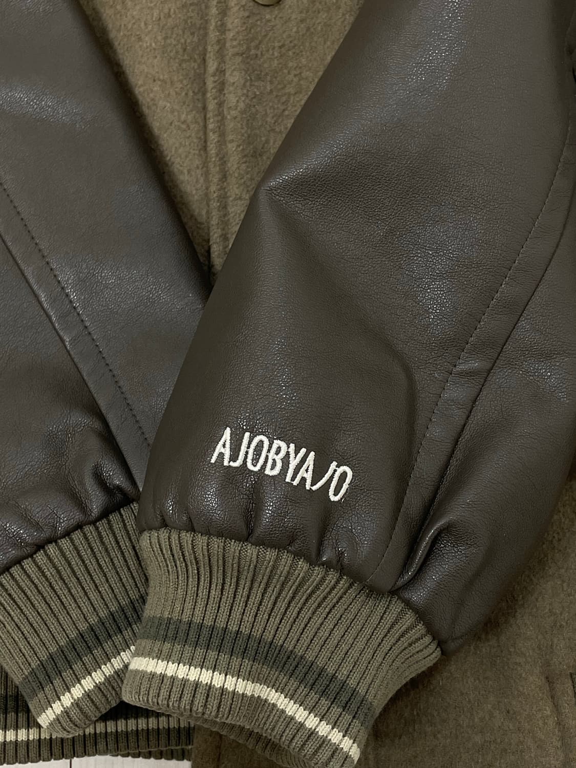 {단종제품} 아조바이아조 오버사이즈 바시티 스타디움 자켓 상품이미지6