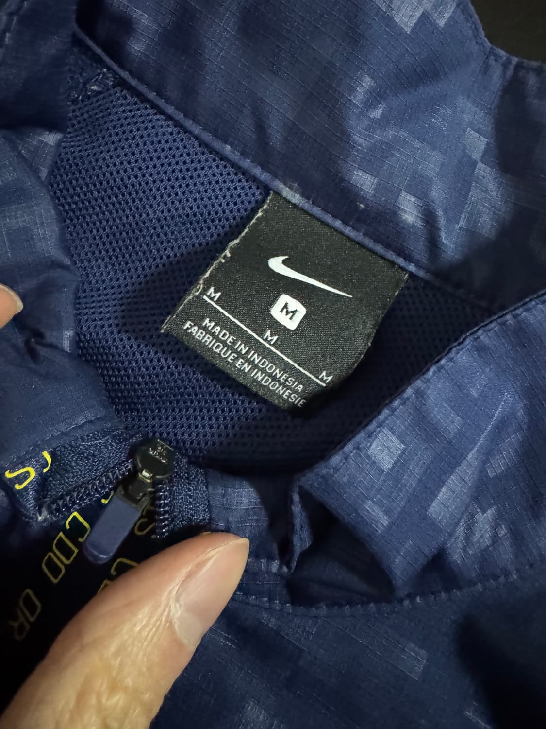 희귀!! 나이키 x 토트넘 빅 로고 윈드러너 반집업 M ~ L 네이비 상품이미지4