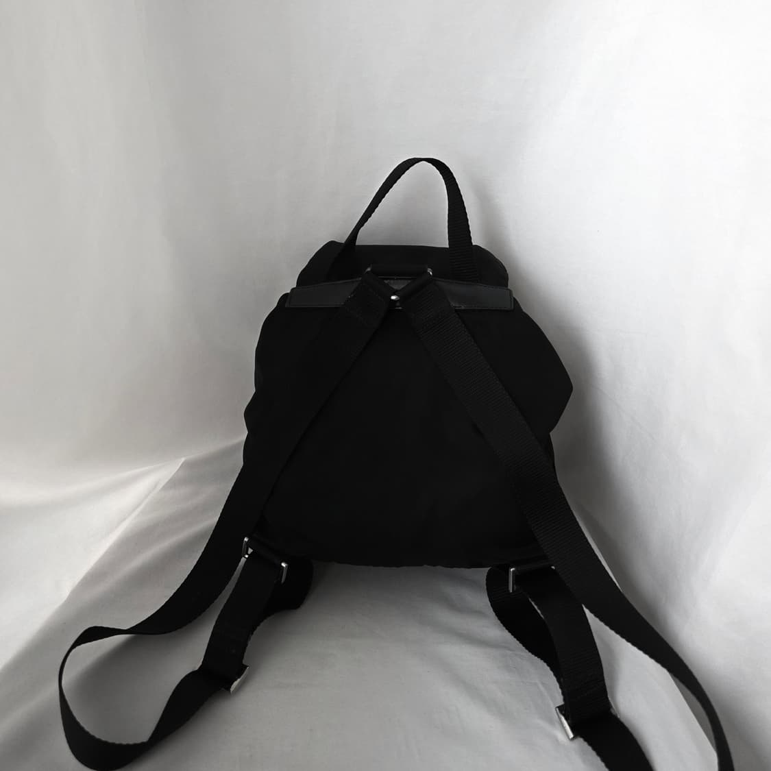 [정품 PRADA] 프라다 투포켓 나일론 빈티지백팩 스몰 상품이미지3