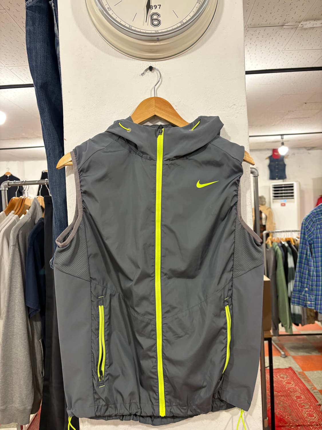 나이키 조끼바람막이 상품이미지1