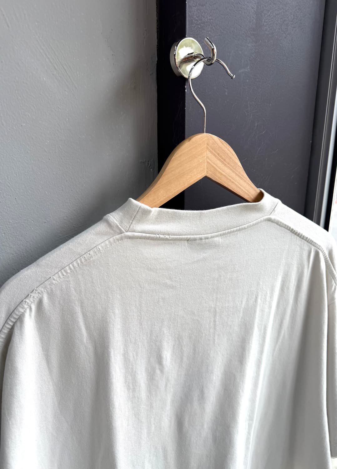 1/ 발렌시아가 22FW 애플로고 오버 반팔 상품이미지6